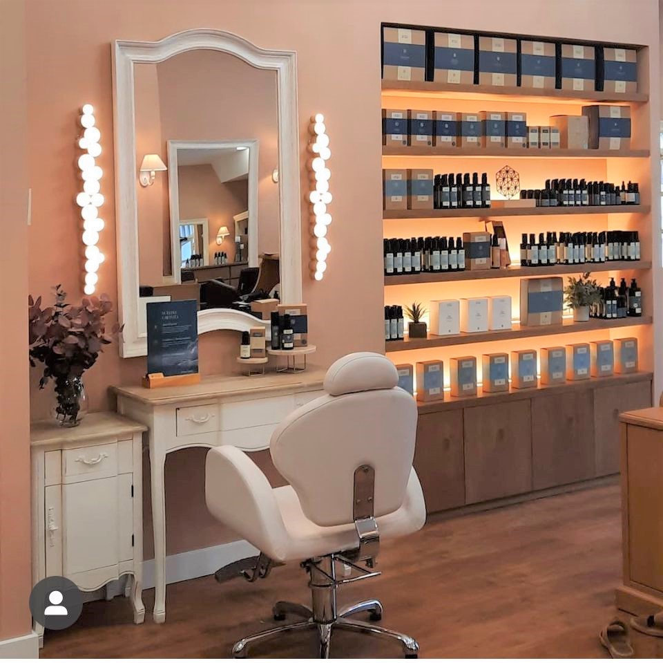 SHAKTI PELUQUERÍA Y BELLEZA SALUDABLE