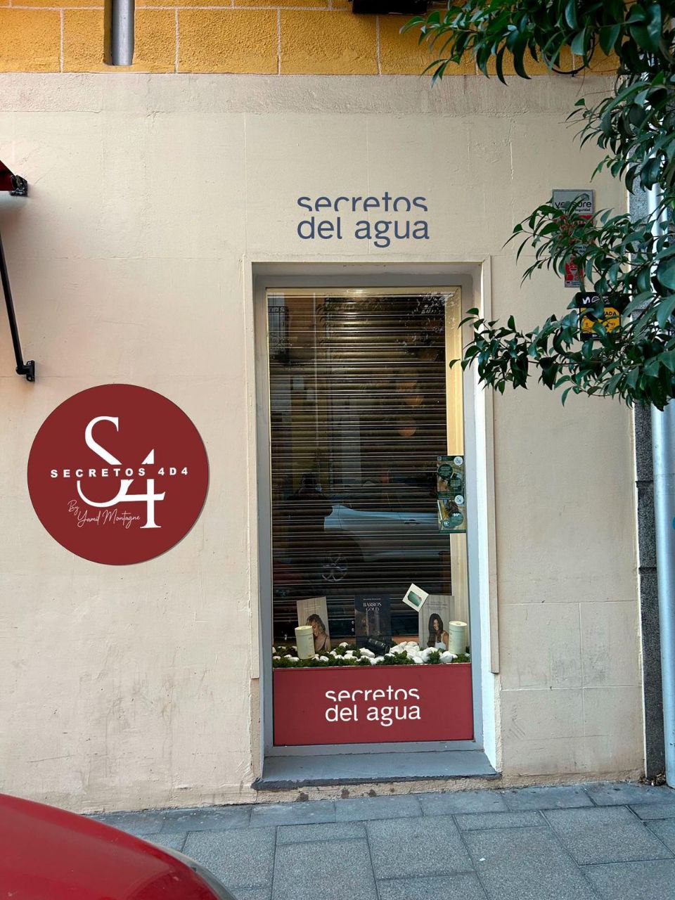 SECRETOS 4D4 BY YAMIL MONTAGNE